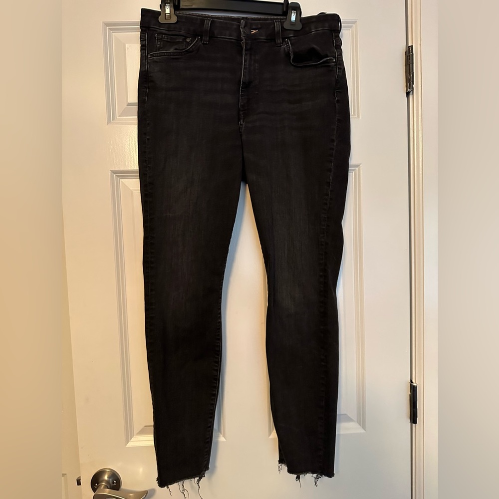 - &Denim Woman’s Black Skinny Jeans size 34